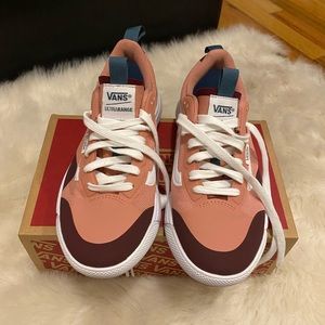 Vans ultrarange exo , 3 tone !